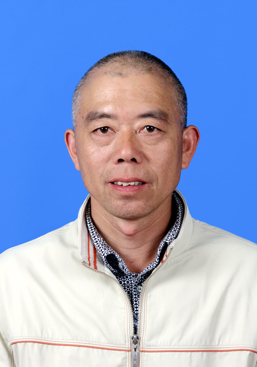 陳貴達